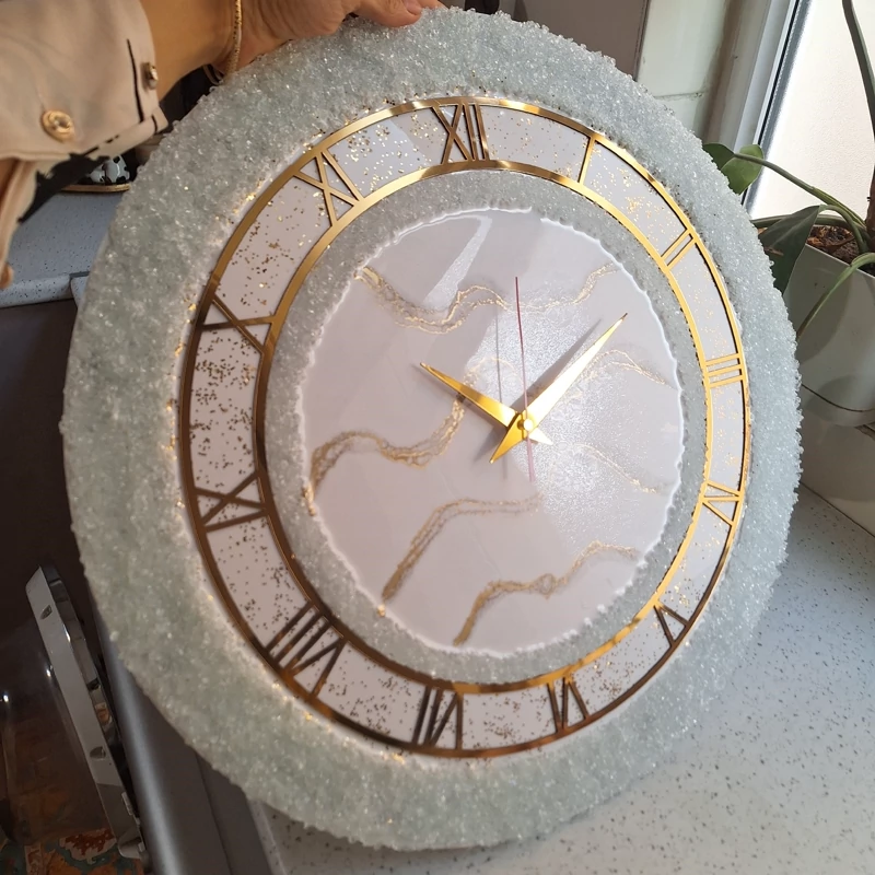 ساعت دیواری رزینی خاص طرح عروس 2